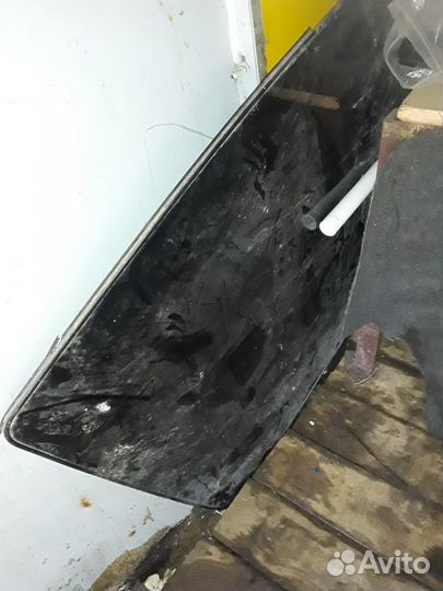 Крыжка заднего багажника audi 100 в сборе