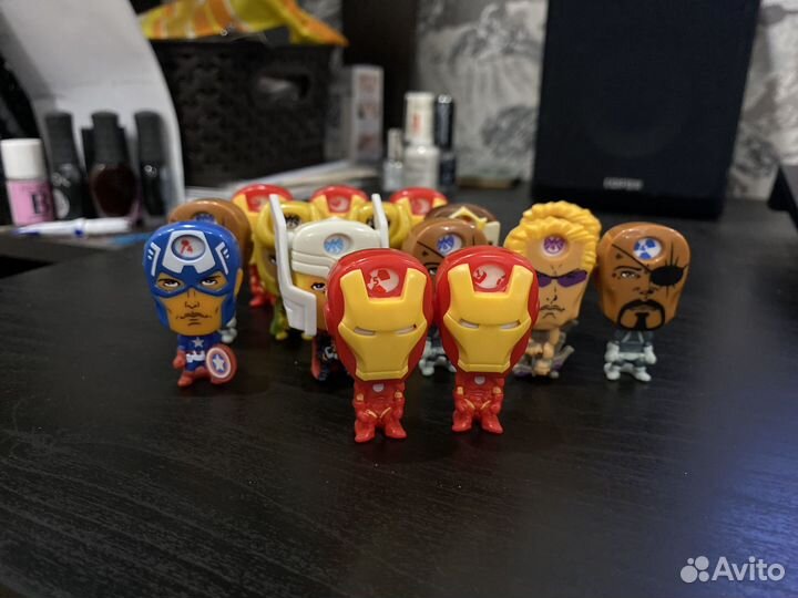 Киндеры Marvel Avengers Assemble 2014