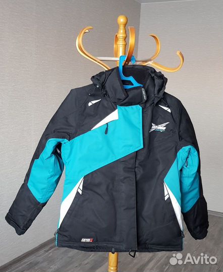 Костюм зимний для катания на снегоходе женский