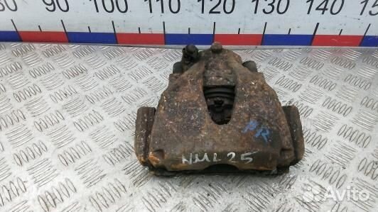 Суппорт тормозной передний правый opel zafira B (N