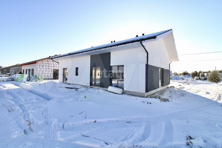 Дом 90 м² на участке 7,7 сот.