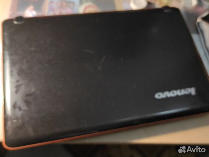 Lenovo ideapad y560