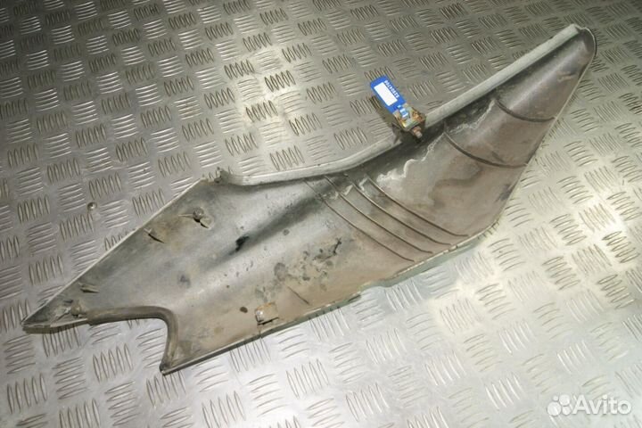 Пластик хвоста Yamaha XJR 400R