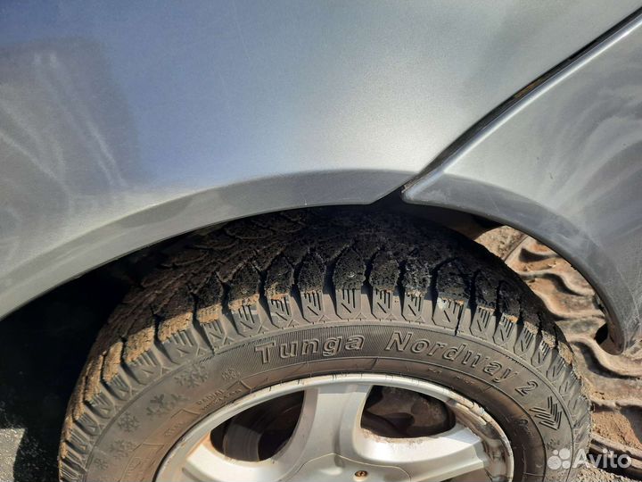 LADA Kalina 1.6 МТ, 2010, 151 200 км