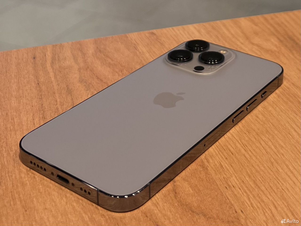 iPhone 13 Pro, 512 ГБ, SIM + eSIM