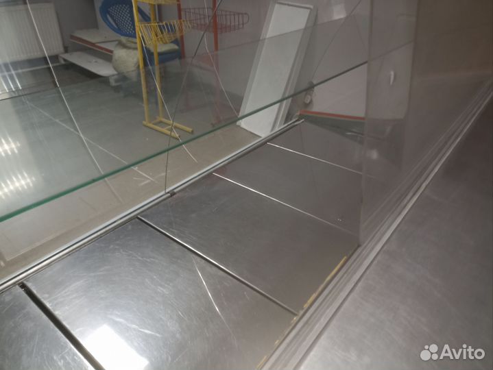 Холодильник витринный