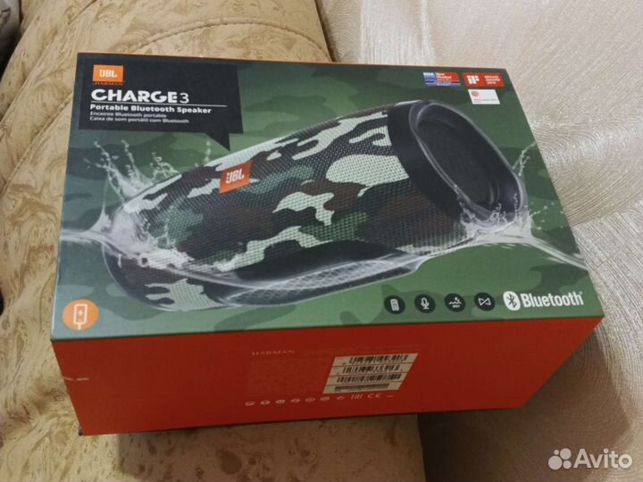 Колонка jbl charge 3
