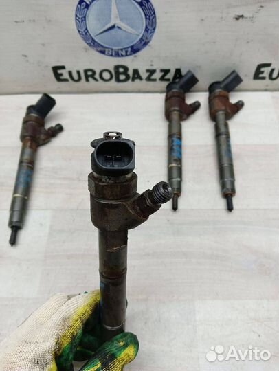 Топливная форсунка Mercedes Om640