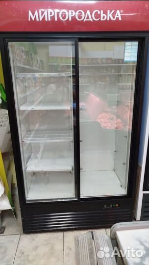 Холодильный шкаф