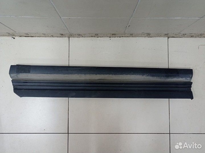 Молдинг двери передней правой Lexus RX