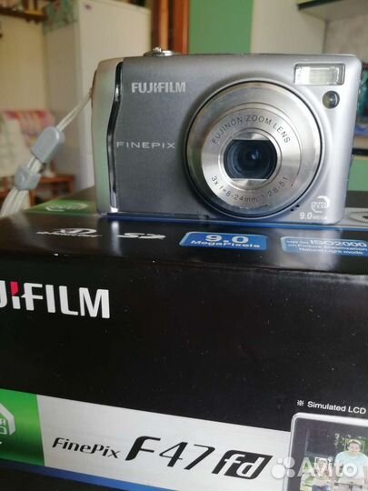 Компактный фотоаппарат легенда fujifilm F47 fd