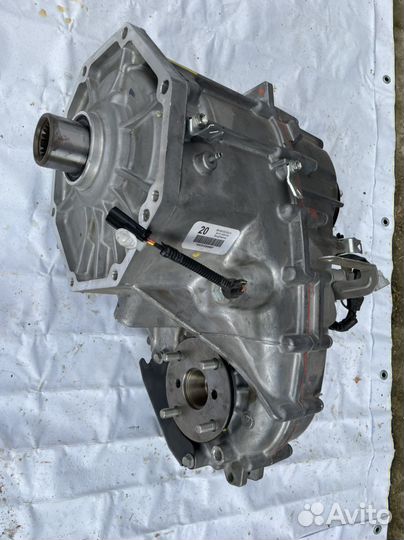 Раздатка Toyota Tundra новая