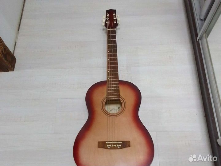 Гитара шестиструнная