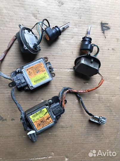 Штатный ксенон Ниссан Максима (288)