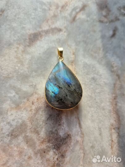 Кулон с лабрадоритом