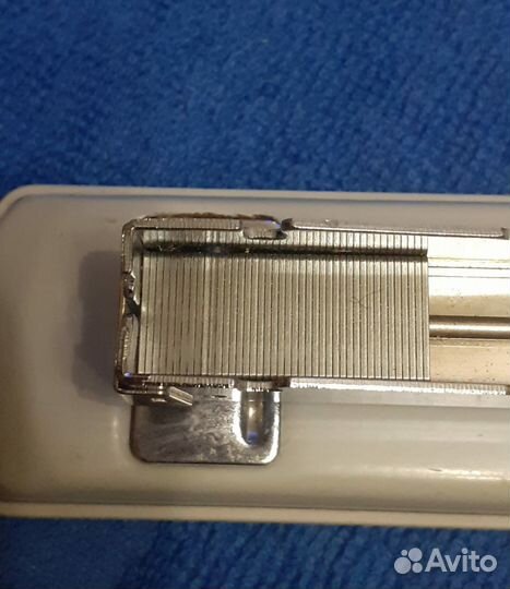 Дырокол, степлер, скобы