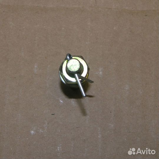 Клин рулевого кардана L62 М8 в сборе