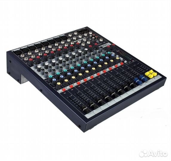 Soundcraft EPM8 микшерный пульт
