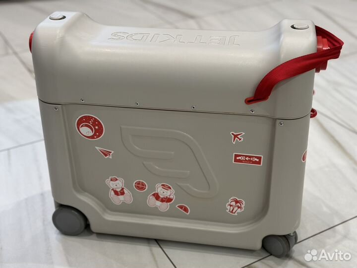 Чемодан-кроватка для путешествий JetKids BedBox