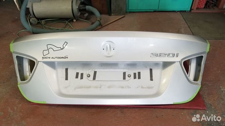 Крышка багажника для BMW E90