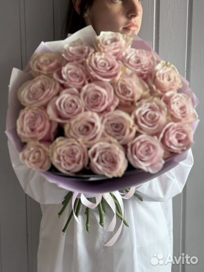 Монобукет из 21 Розы Пинк Мондиаль