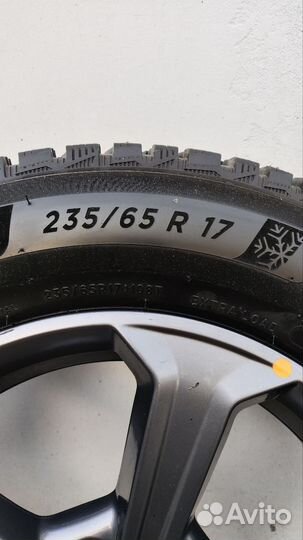 Michelin X-Ice North 4 SUV 235/65 R17 108T