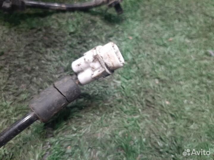 Кулак передний правый Suzuki SX4 2007