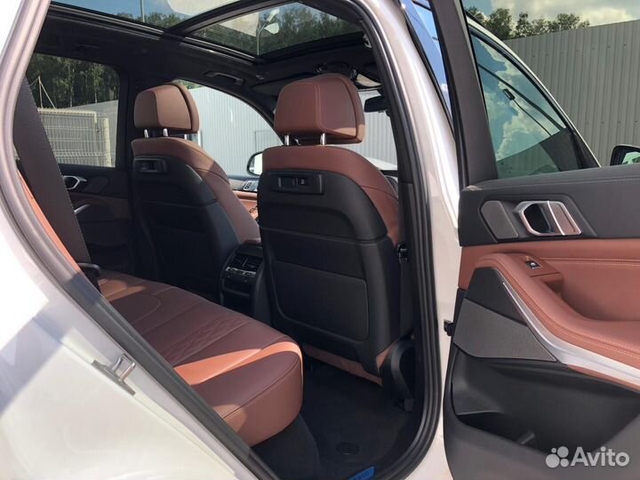 BMW X5 3.0 AT, 2023