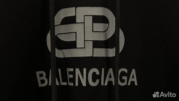 Худи balenciaga