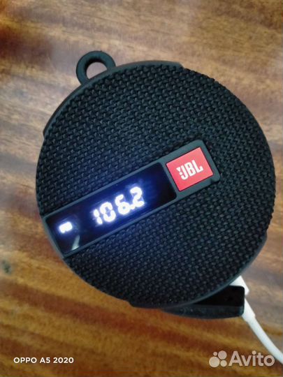 Портативная bluetooth колонка JBL