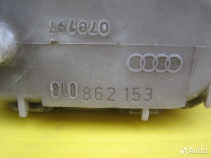 Активатор лючка бензобака Audi A3 8L 8l0862153