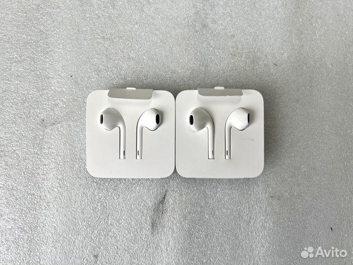 Наушники apple earpods lightning из комплекта б/у