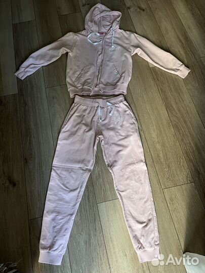 Спортивный костюм