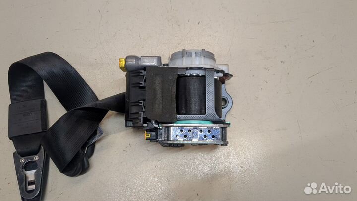 Ремень безопасности Audi A4 (B8), 2011