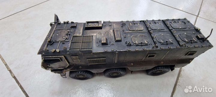 Бронеавтомобиль Тайфун бронза