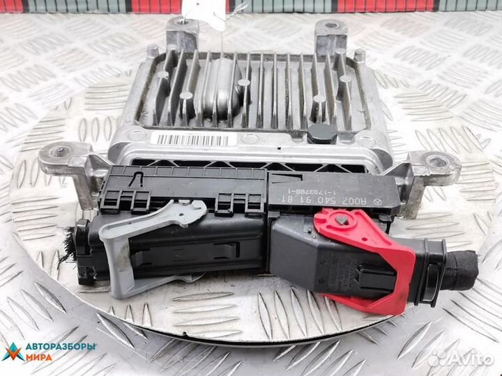 Блок управления двигателем Mercedes-Benz C-Класс