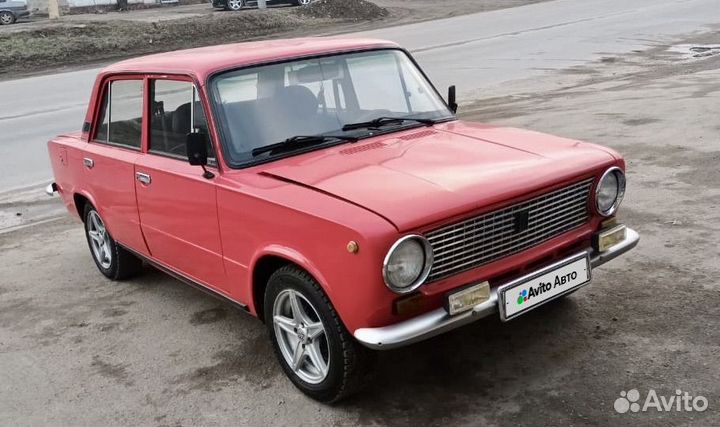 ВАЗ 2101 1.2 МТ, 1980, 150 000 км