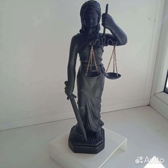 Статуя Фемида на подарок юристу 28см