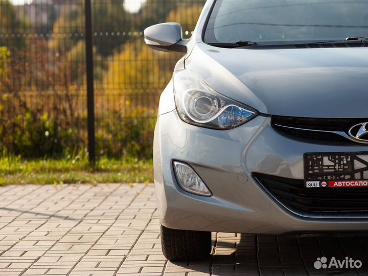 Hyundai Elantra 1.6 AT, 2011, 201 202 км