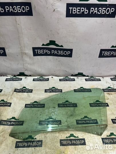 Стекло переднее левое Peugeot 206 1.4 1998-2009