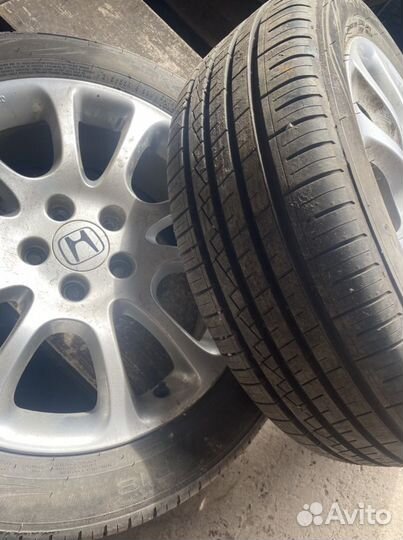 Колеса оригинал R18 Nokian 215/55