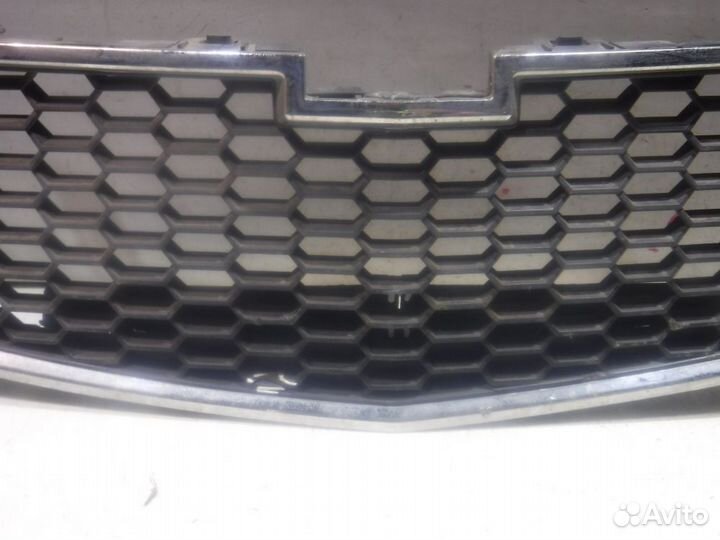 Решетка радиатора Chevrolet Cruze