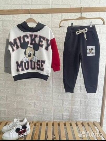Костюм детский zara 110