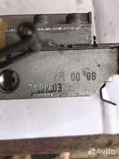 Колотки тормозные Мерседес Vito педеие