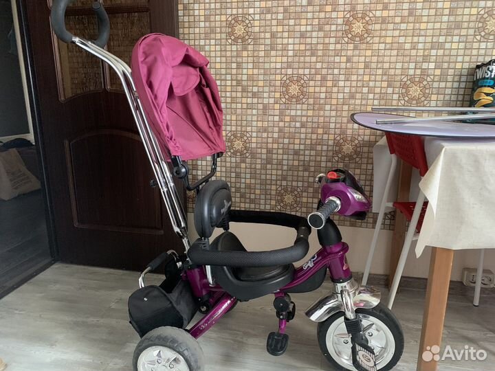 Трехколесный велосипед с родительской ручкой