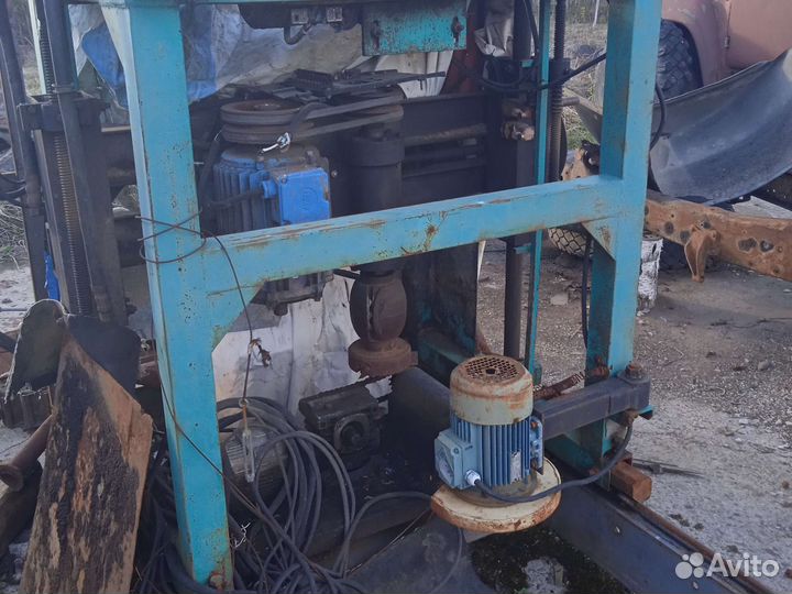Станок деревообрабатывающий