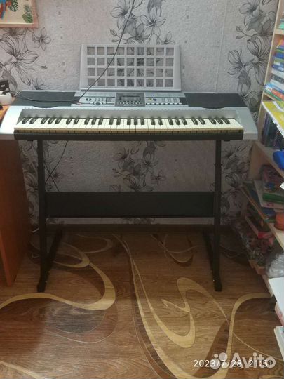 Синтезатор supra