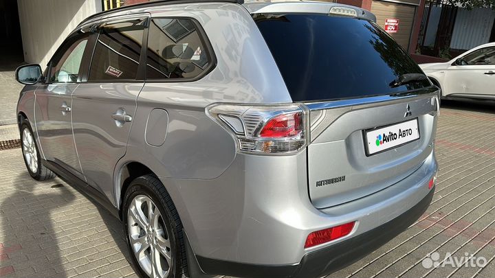 Mitsubishi Outlander 2.0 CVT, 2012, 211 000 км