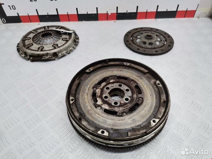 Маховик для Volkswagen Passat 5