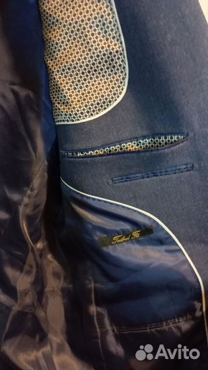 Люксовый пиджак 100% шерсть skopes 38S